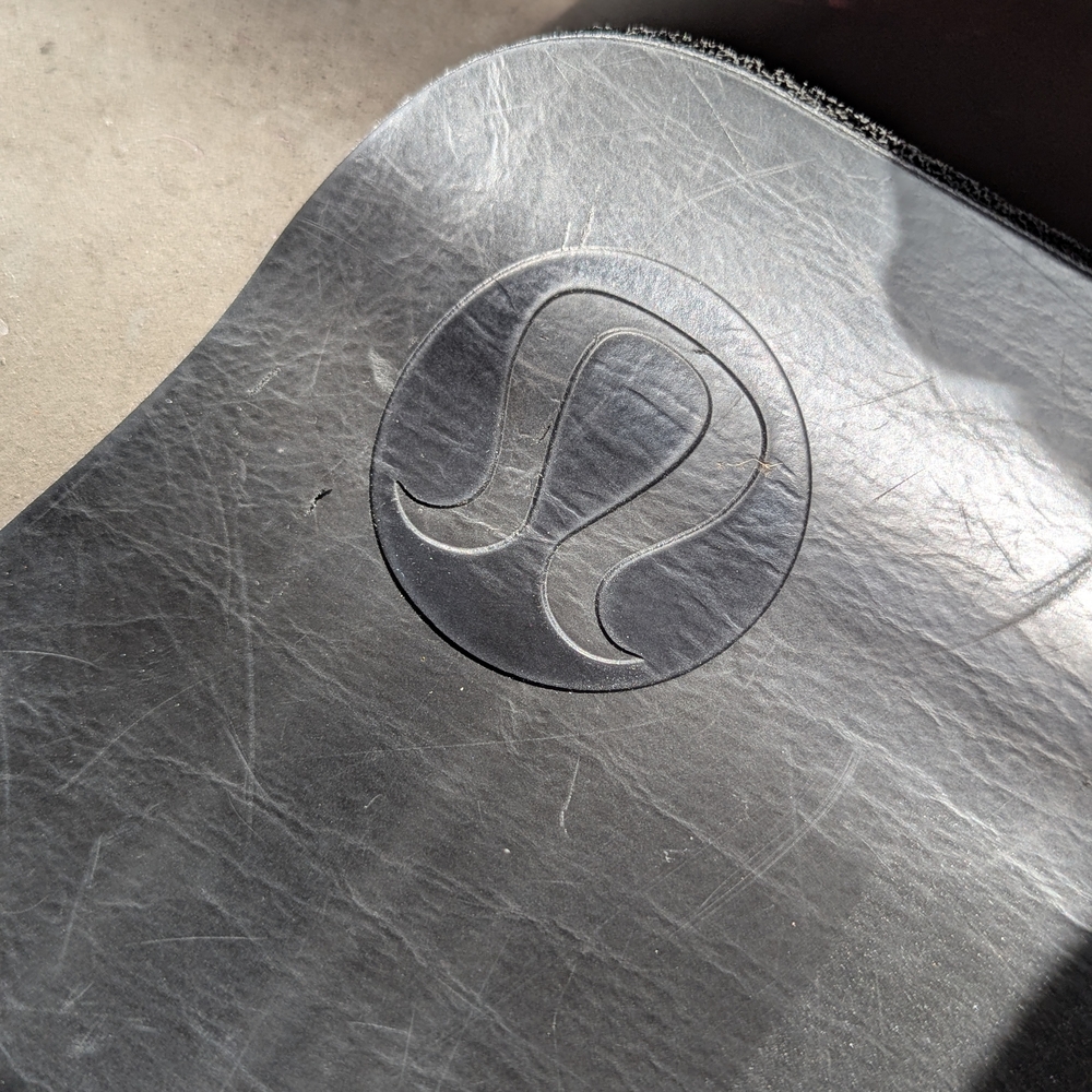 Lululemon Black Yoga Mat - Picture 4 of 16